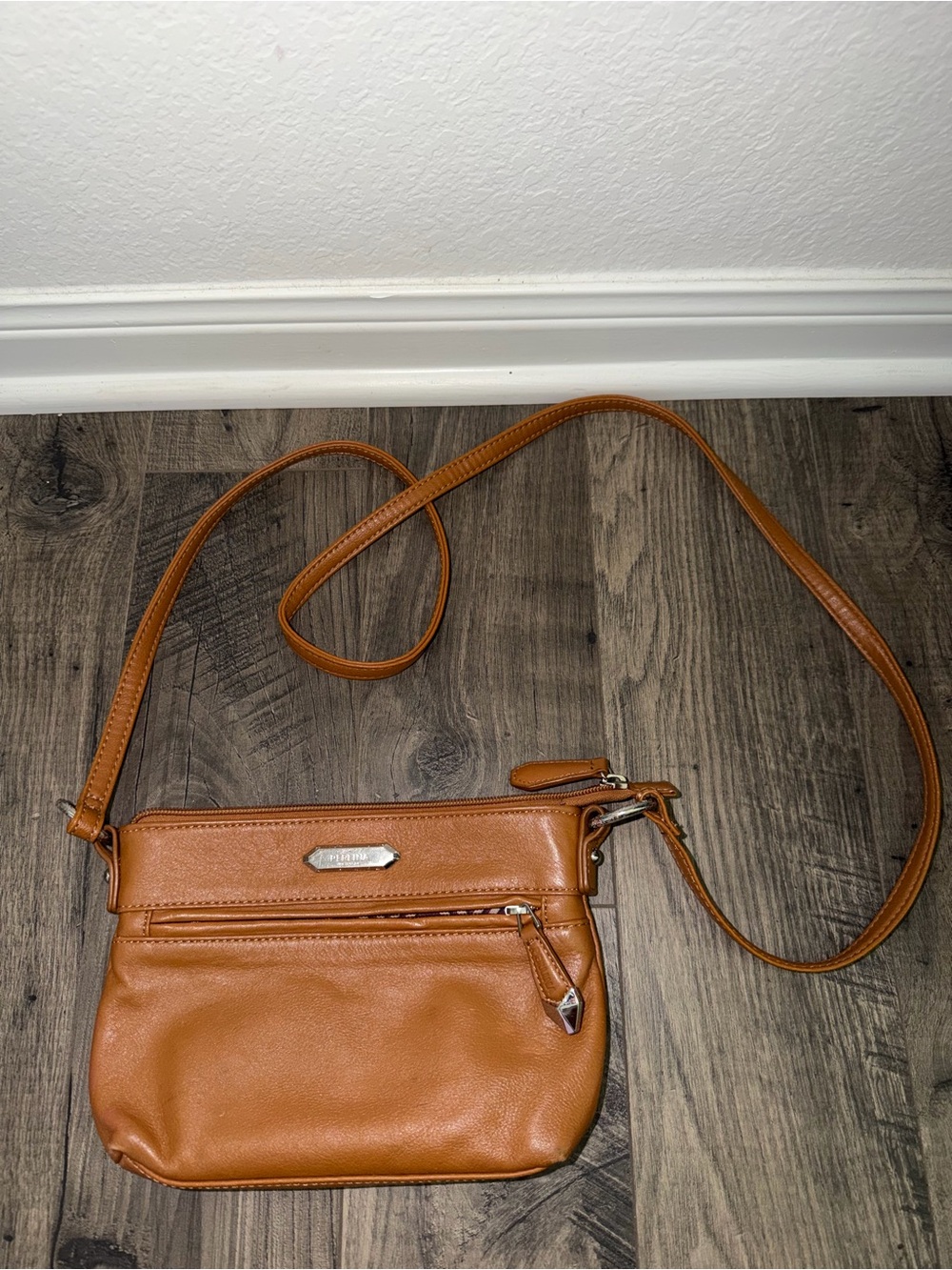 Perlina Brown Crossbody Bag - Sleek Everyday Shoulder Purse